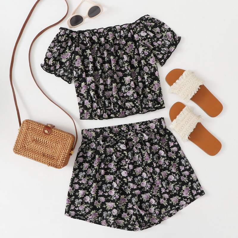 

Off The Shoulder Floral Crop Top & Shorts, Black