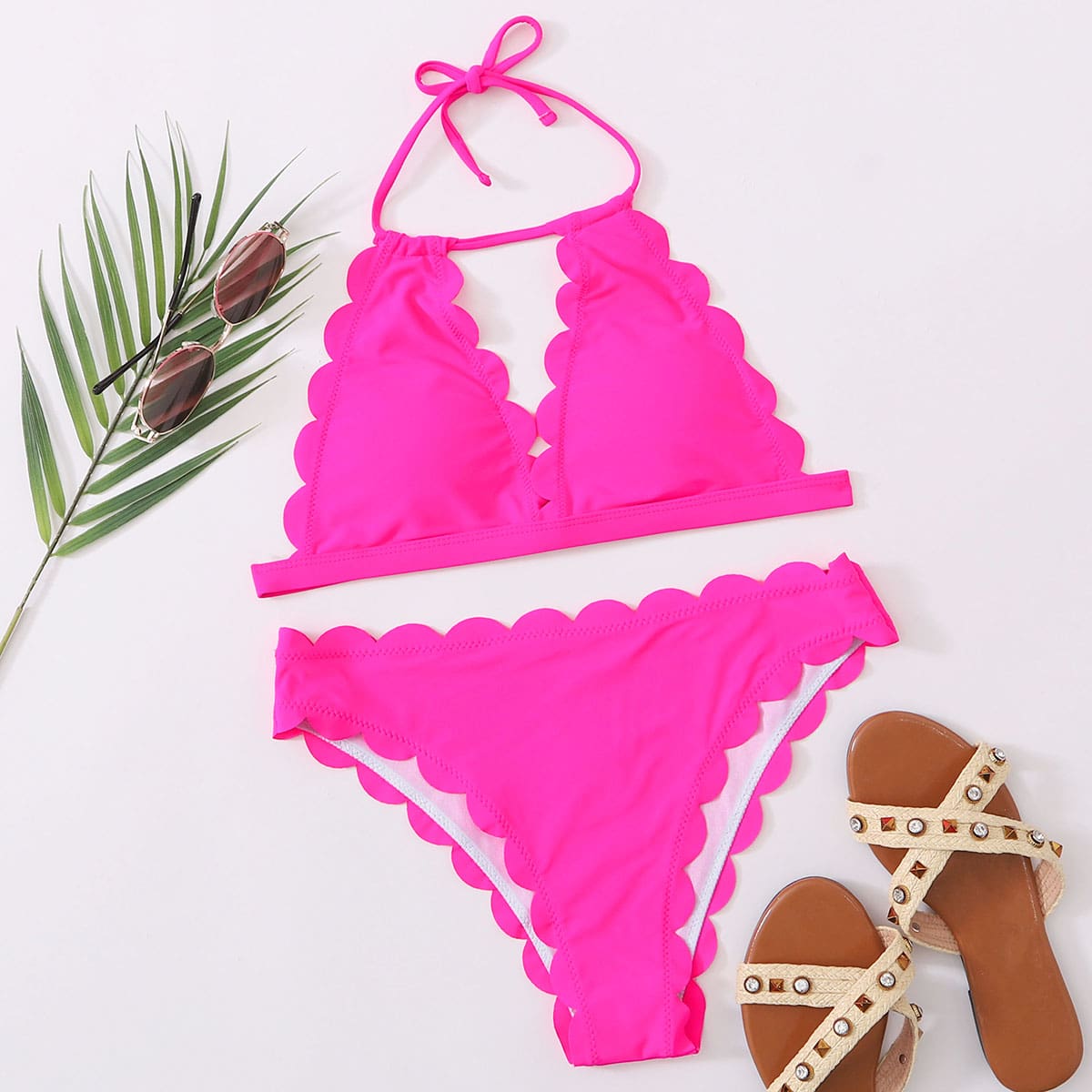 

Scallop Trim Bikini Swimsuit, Hot pink