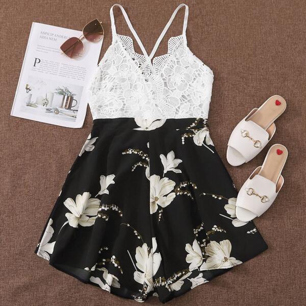 

Plus Guipure Lace Tie Back Floral Cami Romper, Black and white