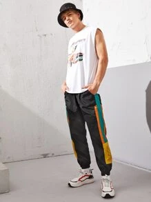 Manfinity RebelGame 男士字母圖案拼色慢跑褲 - 黑色 - 查看 3