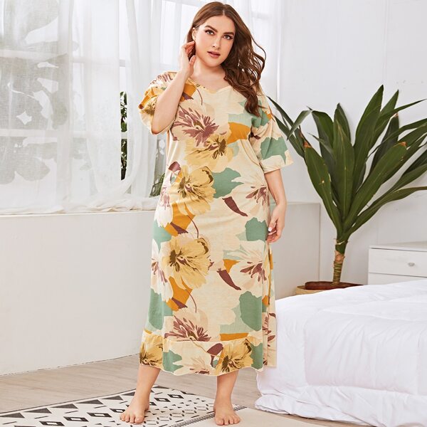 

Plus Large Floral Ruffle Hem Nightdress, Multicolor