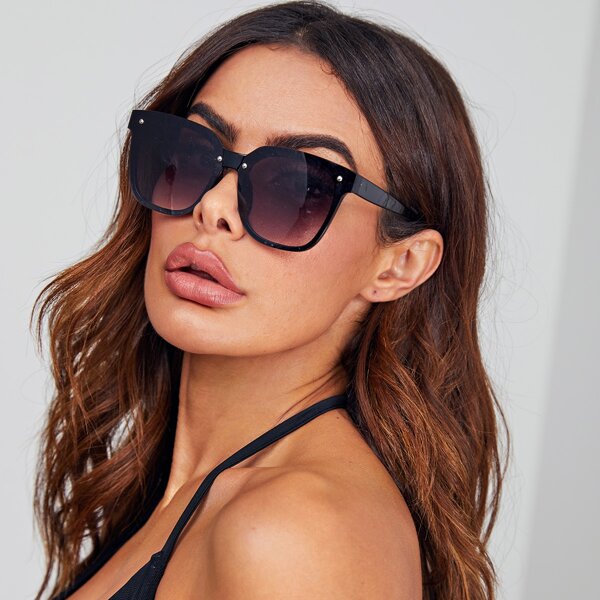 

Acrylic Frame Sunglasses