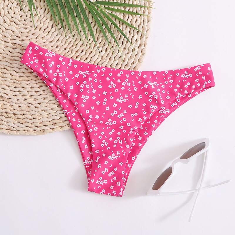 

Ditsy Floral Bikini Panty, Hot pink
