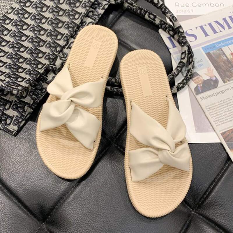 

Twist Flat Sliders, Beige