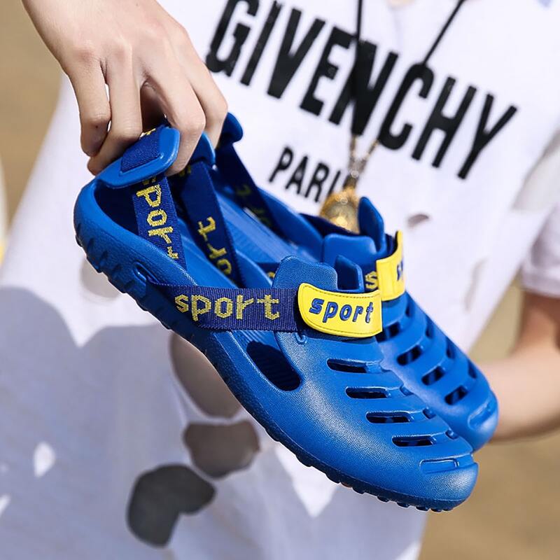

Guys Letter Graphic Cut Out Sandals, Blue