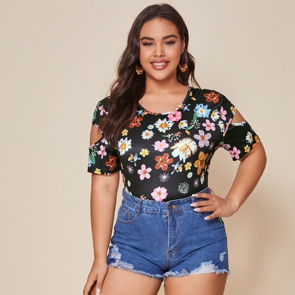 

Plus All Over Floral Print Tee, Black