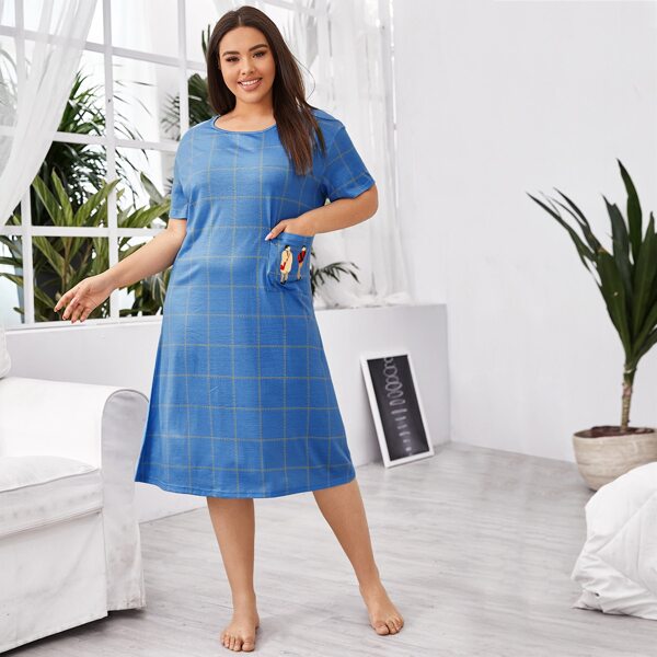 

Plus Plaid Figure Graphic Pocket Nightdress, Blue
