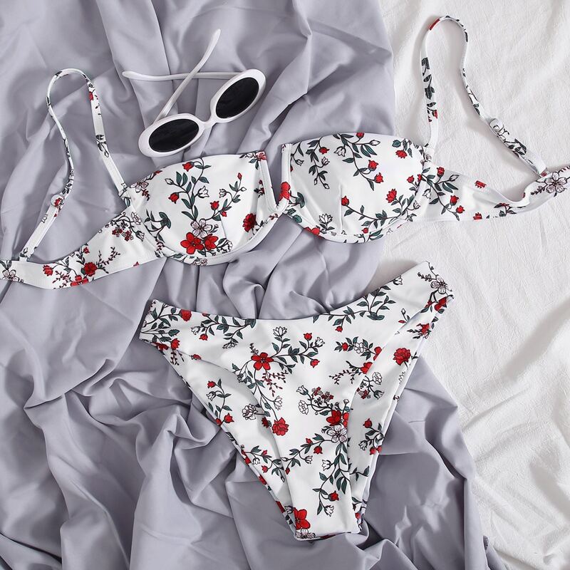 

Floral V Wired Underwire Bikini Swimsuit, White