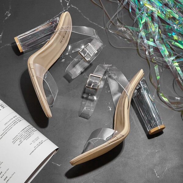 

Clear Chunky Heels