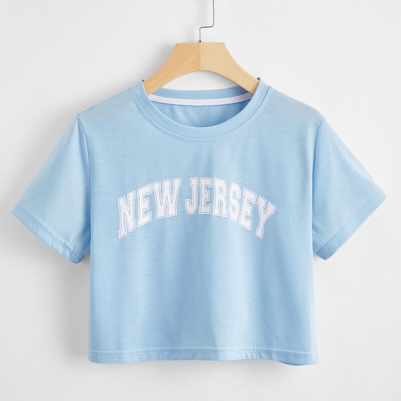 

Letter Graphic Crop Tee, Baby blue