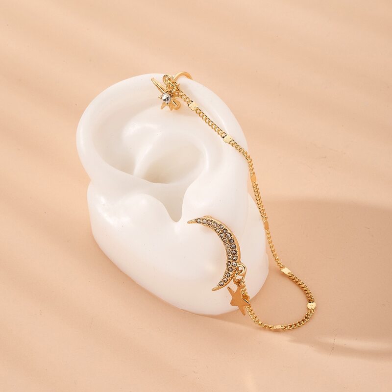 

1pc Rhinestone Engraved Moon & Star Decor Ear Climber, Gold