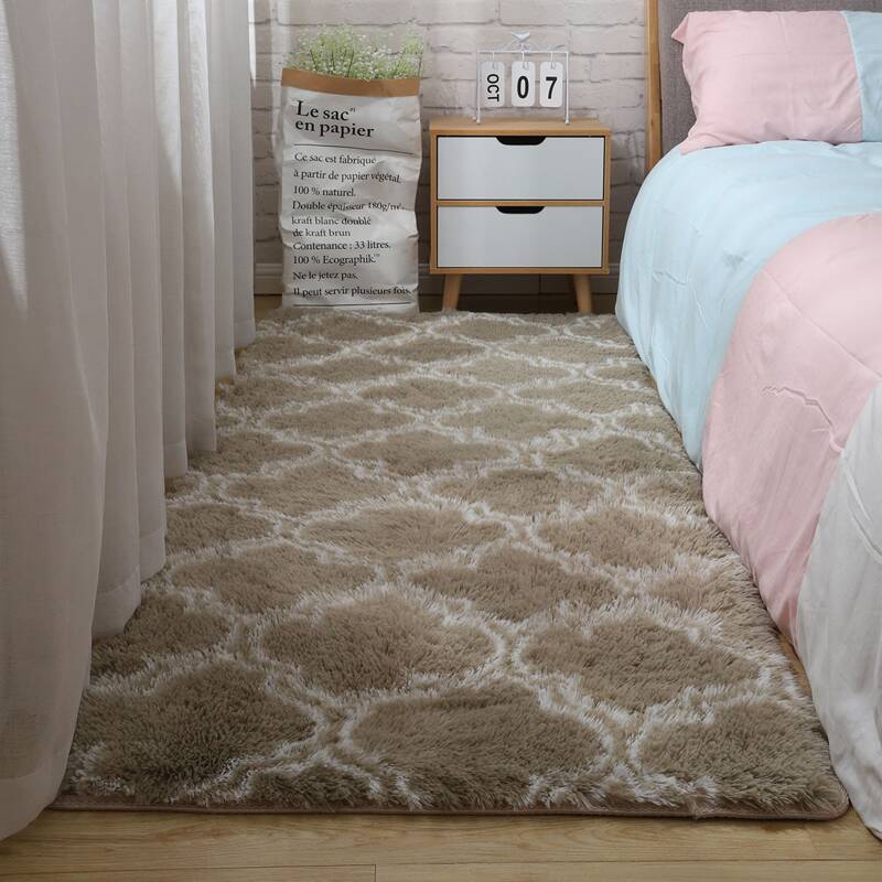 

Geometric Pattern Plush Carpet, Khaki