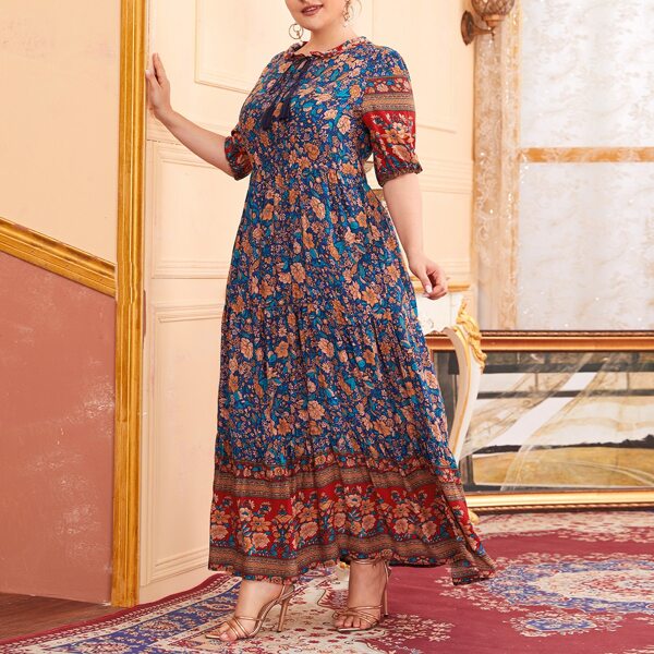 

Plus Floral Print Tie Neck Dress, Multicolor