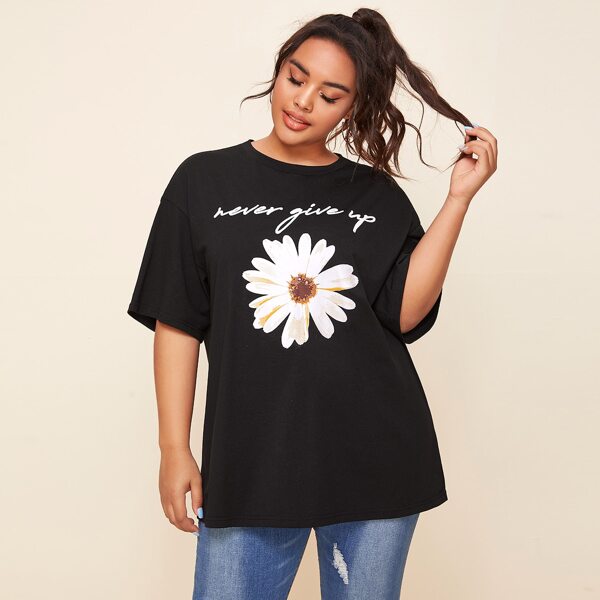 

Plus Daisy Graphic Dropped Shoulder Tee, Black