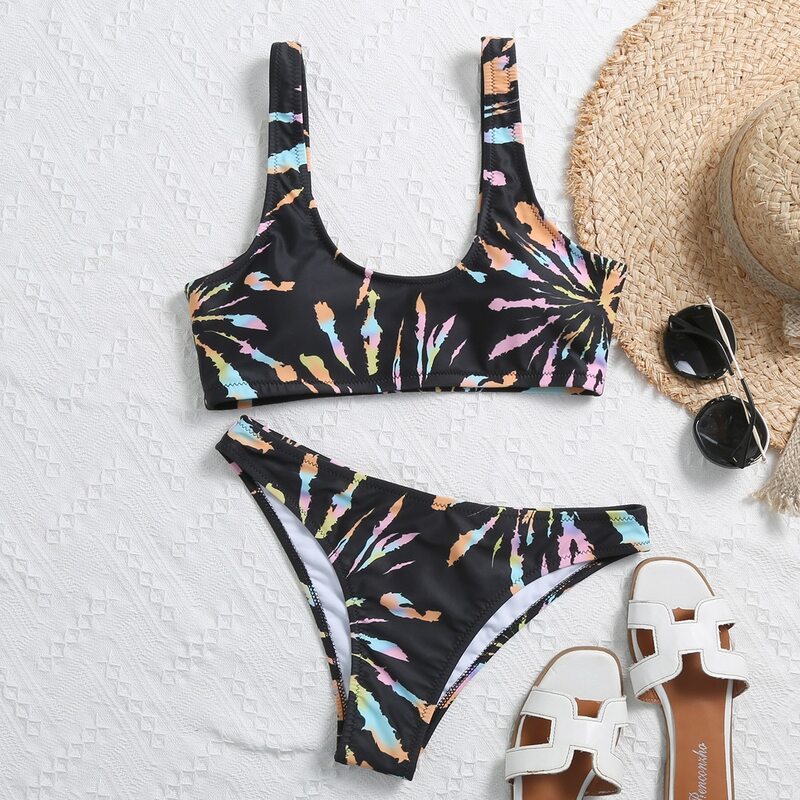 

Graphic Print Scoop Neck Bikini Swimsuit, Multicolor
