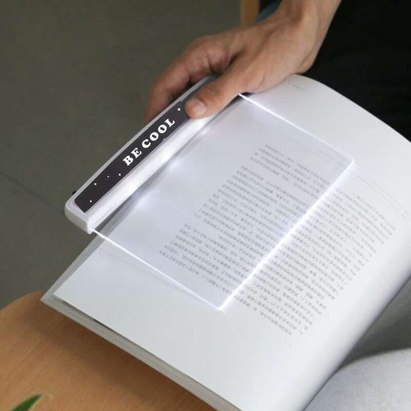 

1pc Random Color Reading Lamp, White