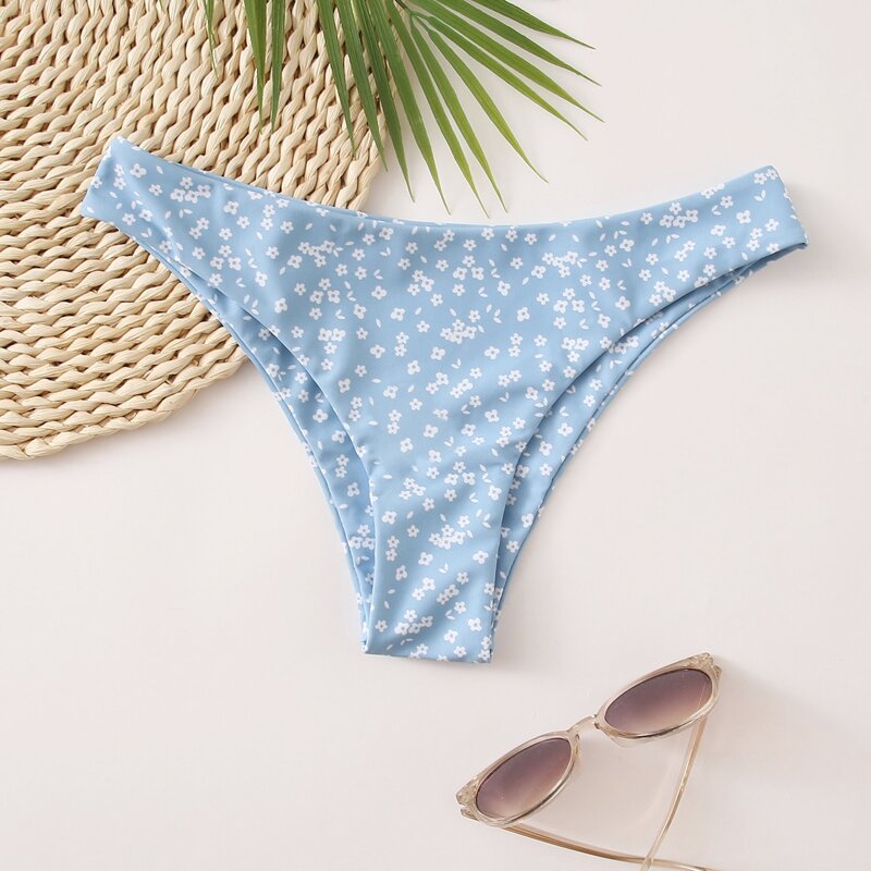 

Ditsy Floral Bikini Bottom, Baby blue