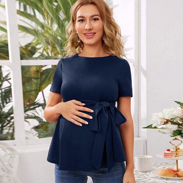 

Maternity Keyhole Back Self Belted Solid Top, Navy blue