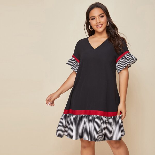 

Plus Contrast Striped Flounce Sleeve Smock Dress, Black
