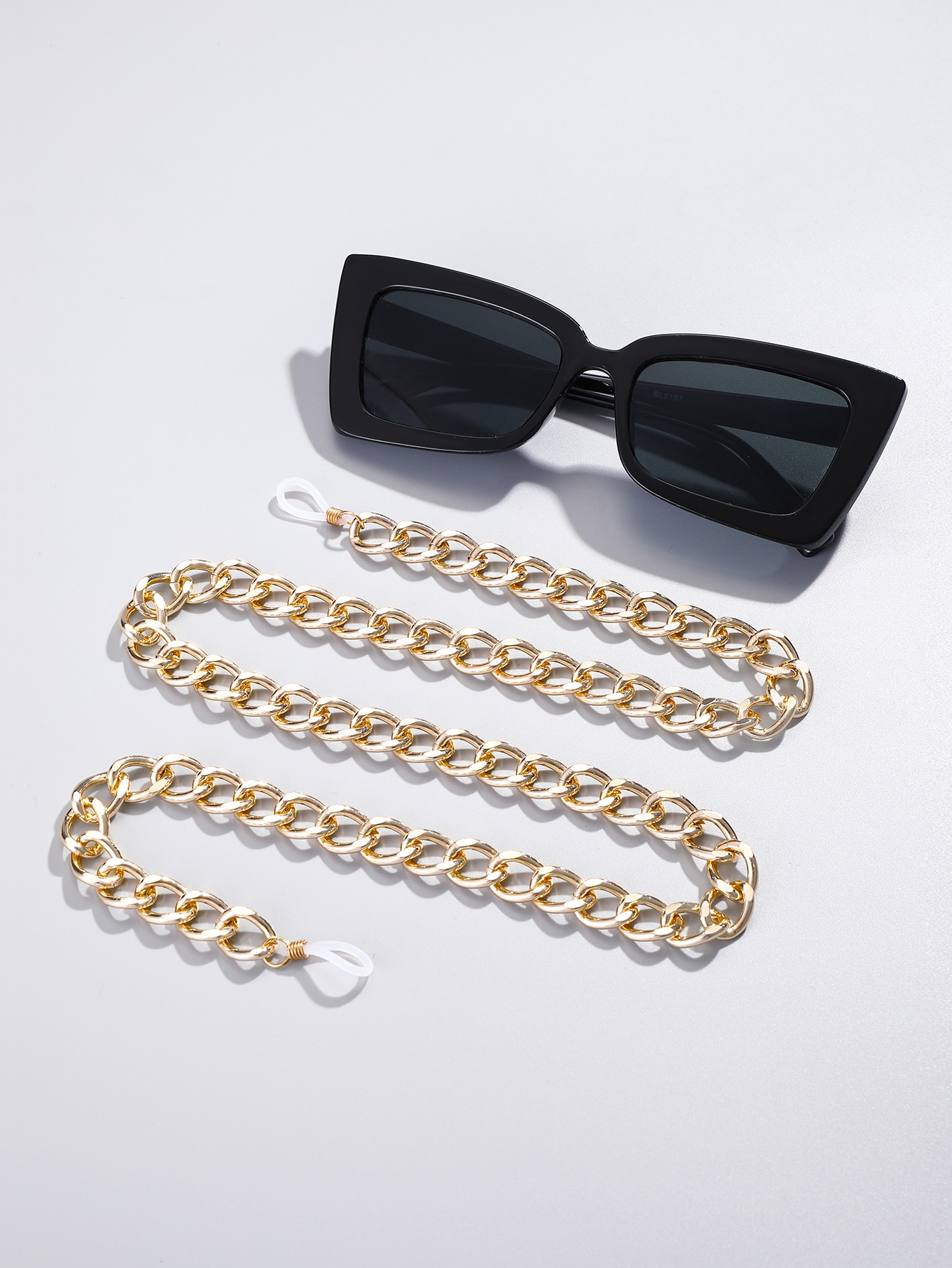 VASSAGO Fashion Acrilico Twist Link Occhiali da lettura Collana Catena Resina Occhiali da sole Supporto per occhiali Fermo per occhiali da donna Grigio chiaro VASSAGO Fashion Acrilico Twist Link Occhiali da lettura Collana Catena Resina Occhiali da sole Supporto per occhiali Fermo per occhiali da donna Grigio chiaro
