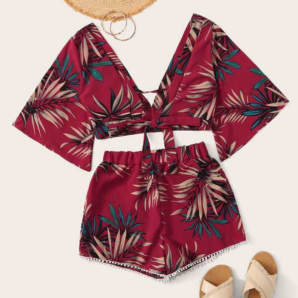 

Plus Leaf Print Plunging Top & Pom Pom Trim Shorts, Maroon