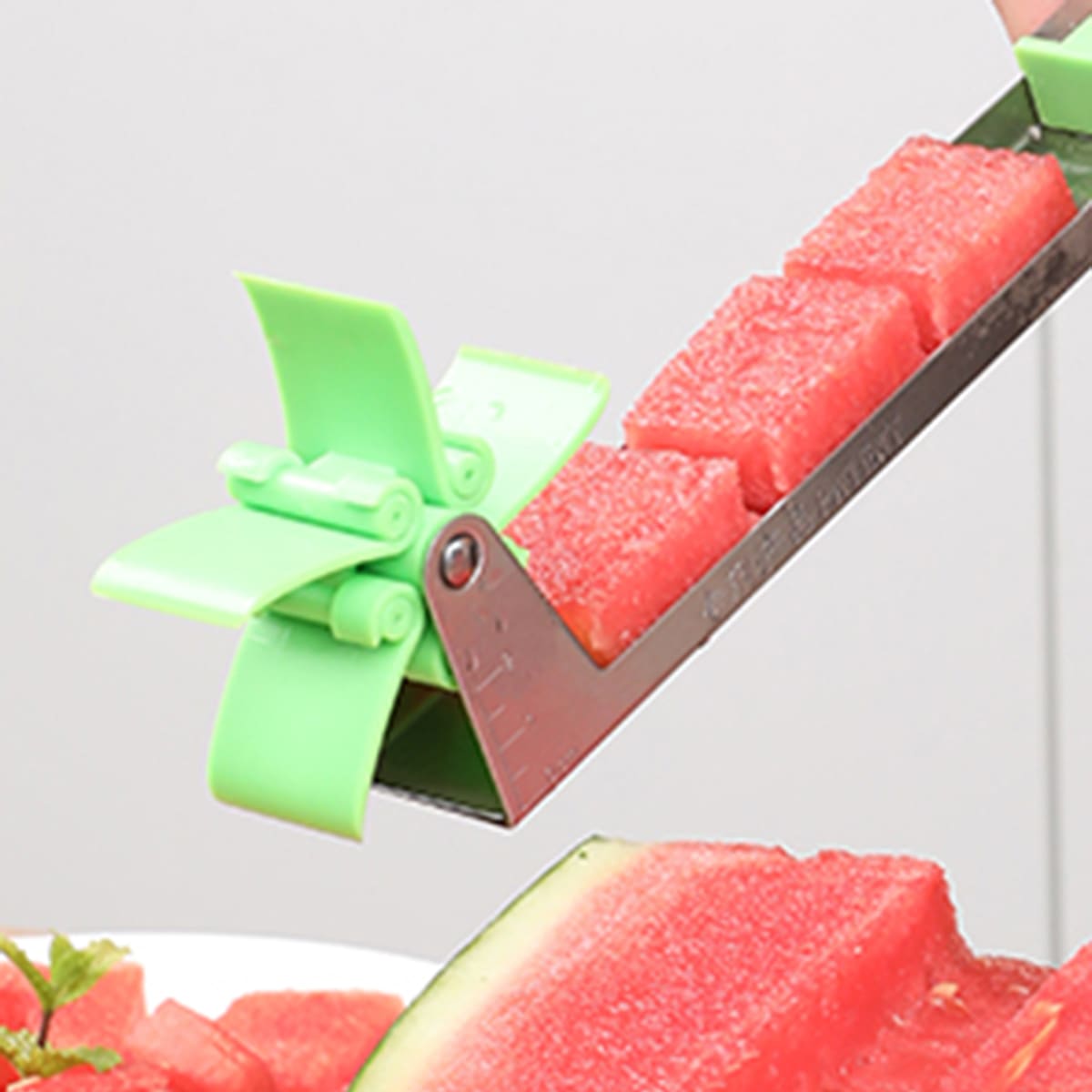 

Windmill Design Watermelon Cutter, Green