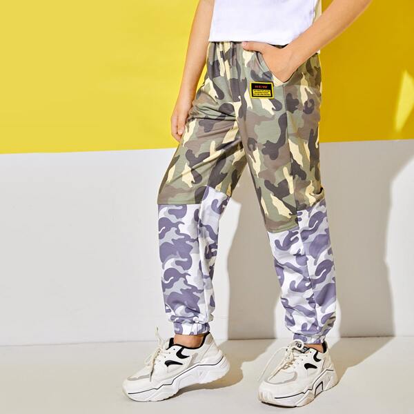 

Boys Patched Detail Colorblock Camo Sweatpants, Multicolor