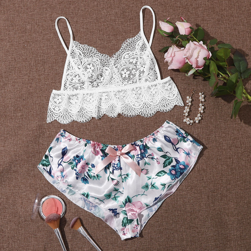 

Lace Bra & Floral Satin Shorts, Multicolor