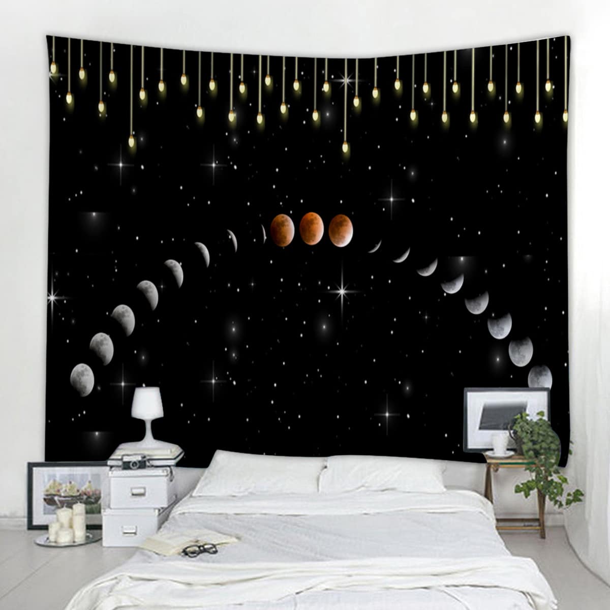 

Planet Print Tapestry, Black