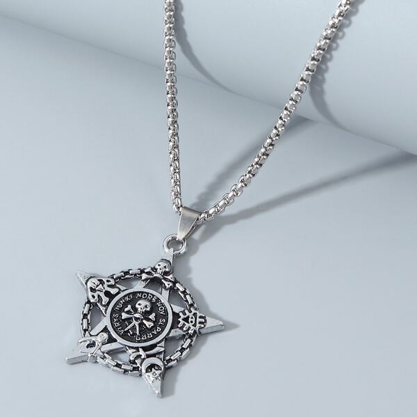 

Men Skull Star Charm Necklace, Silver