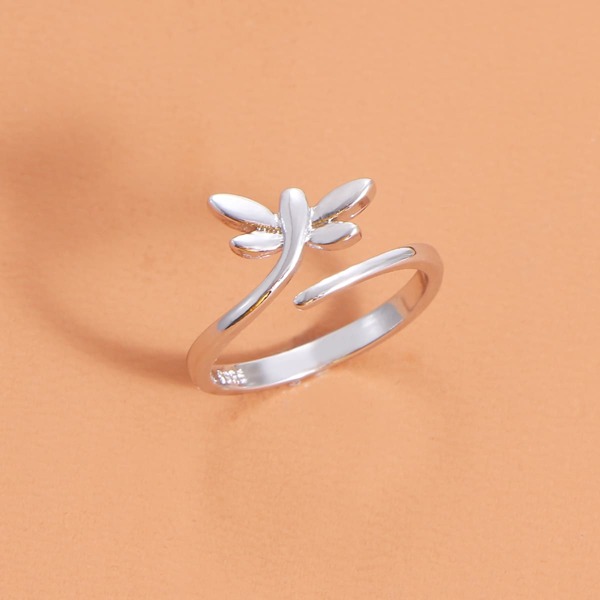 

Animal Decor Cuff Ring, Silver