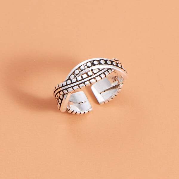 

Twist Cuff Ring, Silver