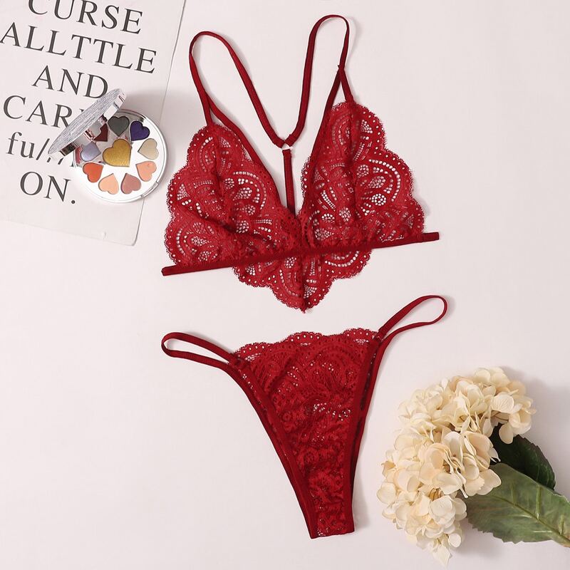 

Floral Lace Scalloped Trim Lingerie Set, Red