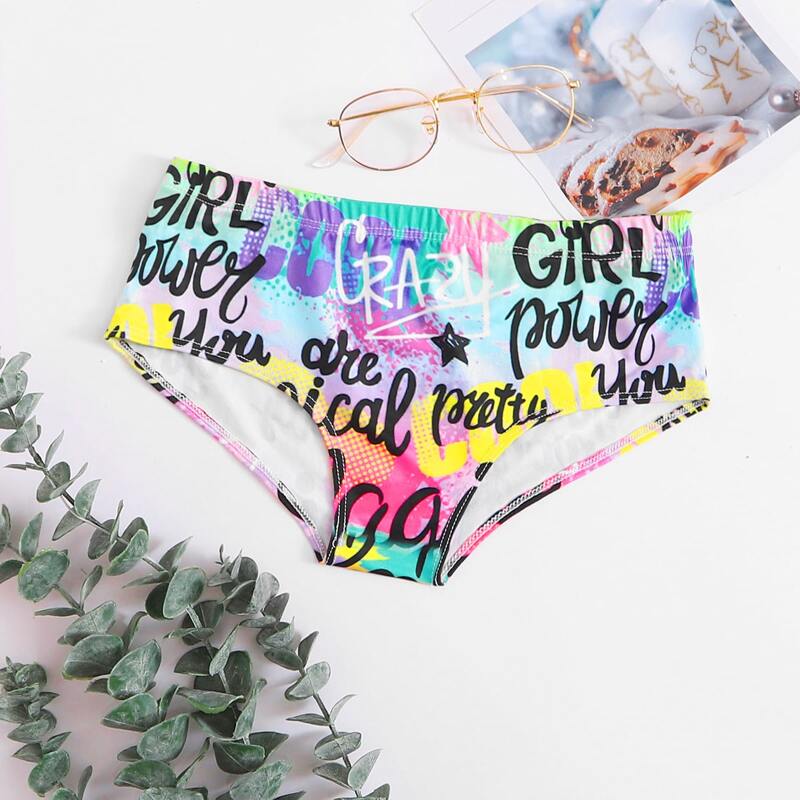 

Letter Graphic Panty, Multicolor