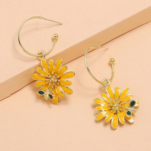 

Flower Drop Earrings, Yellow