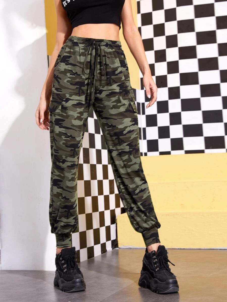 SHEIN EZwear Drawstring Waist Flap Detail Camo Pants - Multicolor - View 1