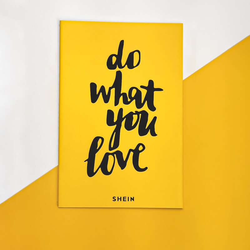 

1pc Slogan Graphic Notebook, Yellow