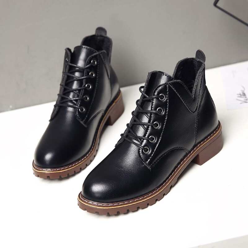 

Lace-up Ankle Boots, Black