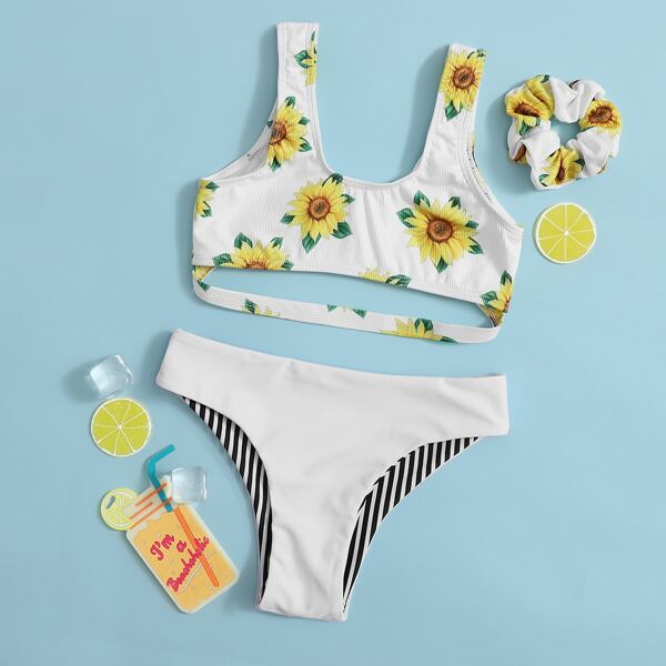 

Girls Sunflower Print Bikini Swimsuit & Scrunchie, White