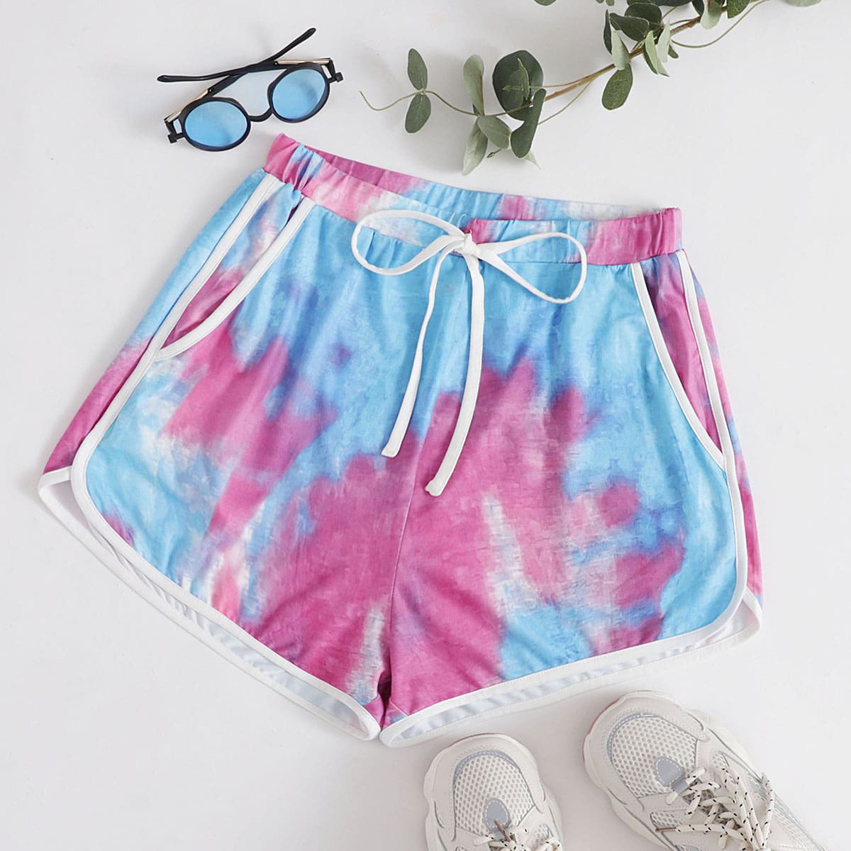 

Tie Front Tie Dye Dolphin Shorts, Multicolor
