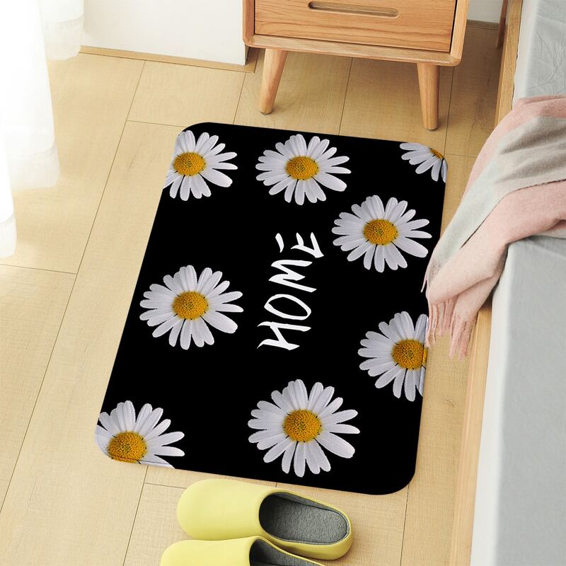 

Daisy Print Floor Mat, Multicolor
