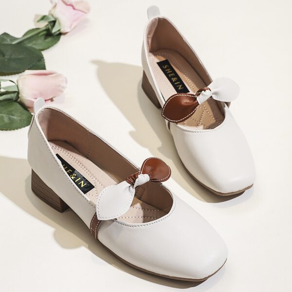 

Bow Decor Chunky Pumps, Apricot