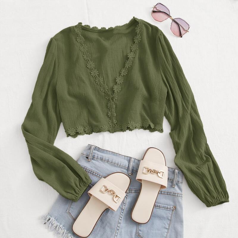 

Floral Guipure Lace Trim Crop Blouse, Army green