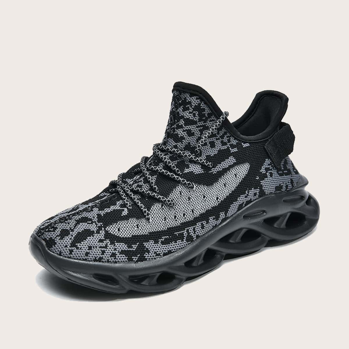 

Guys Camo Pattern Mesh Panel Sneakers, Black