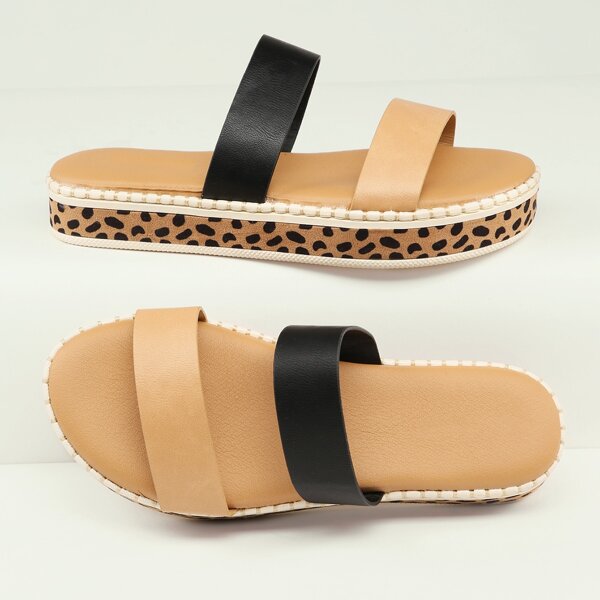 

Colorblock Twin Band Cheetah Trim Flatform Sandals, Multicolor