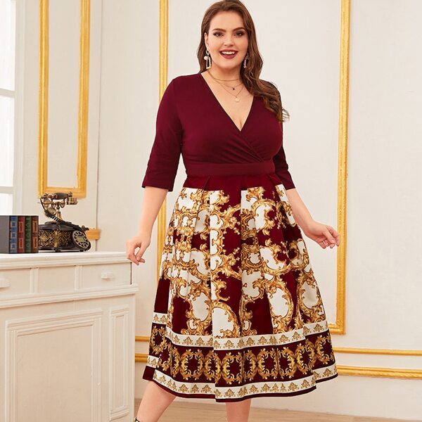 

Plus Surplice Neck Scarf Print Boxy Pleated Dress, Burgundy