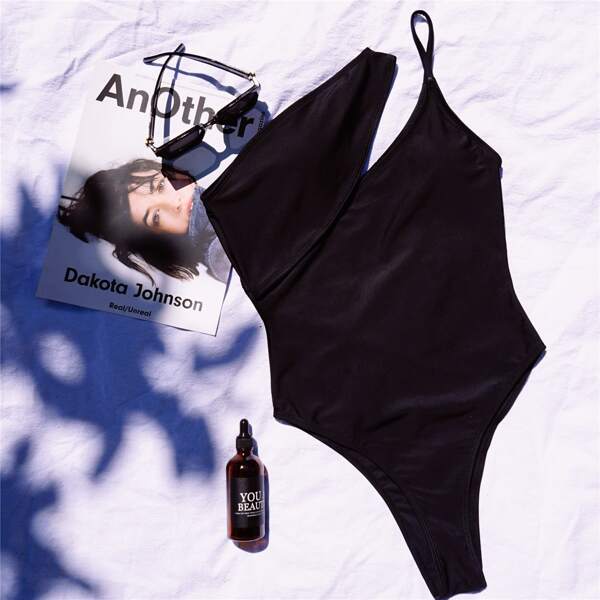 

Cut Out One Shoulder One Piece Swimsuit, Black