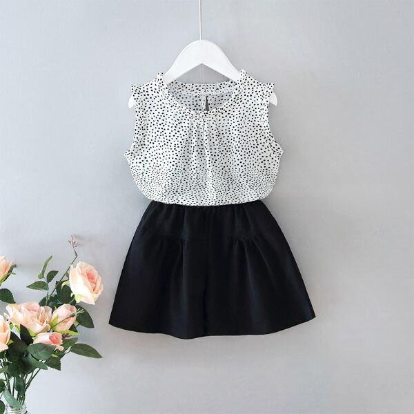 

Toddler Girls Polka Dot Blouse & Shorts, Black and white