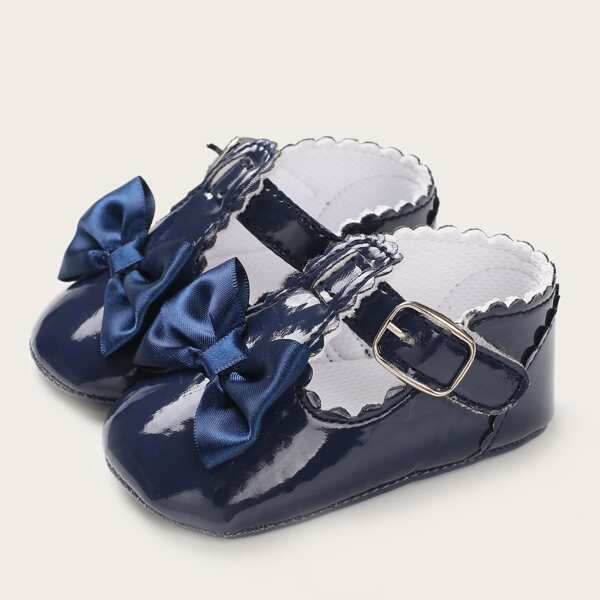 

Baby Girl Bow Decor Scallop Trim Flats, Blue