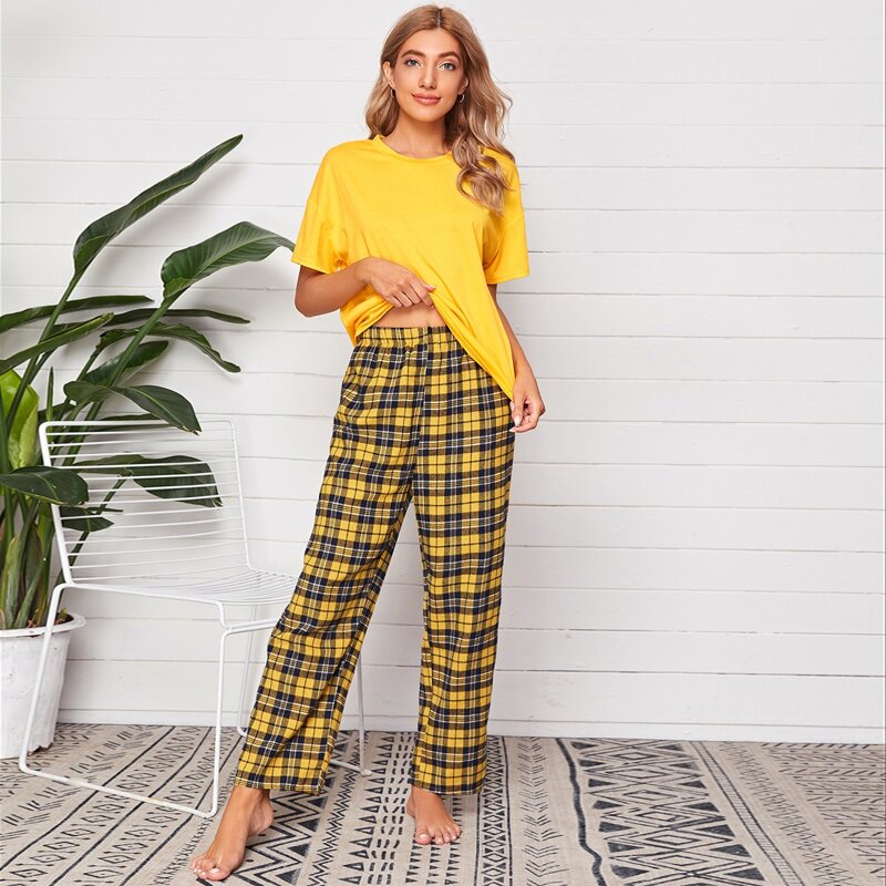 

Solid Drop Shoulder Tee & Tartan Pants PJ Set, Multicolor